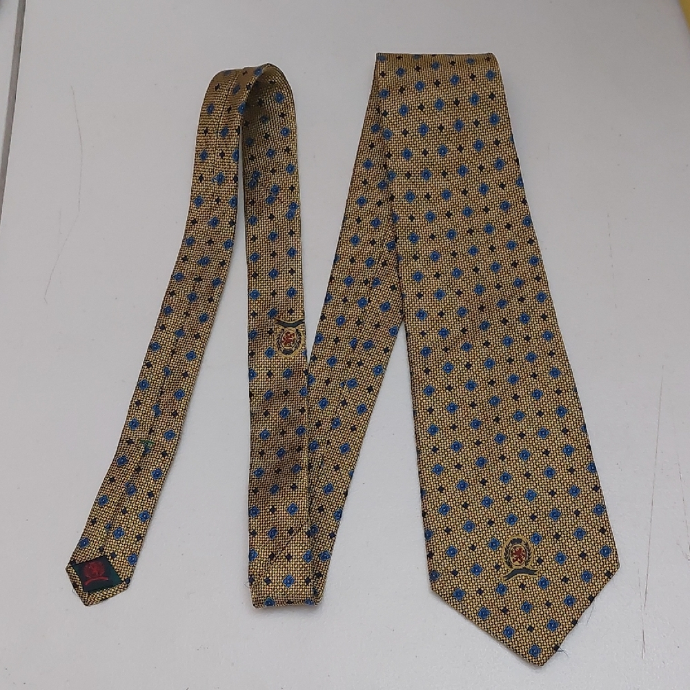 Vintage Tommy Hilfiger Crest Logo Diamond Pattern Jacquard Silk Mens Tie Necktie